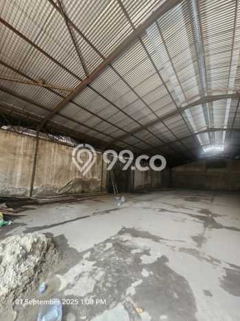 Gudang Disewa di Jakarta Utara dengan LB 630m2 Area Komersial Ramai Gudang Disewa di Jakarta Utara dengan LB 630m2 Area Komersial Ramai