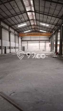 Unit Gudang Disewakan di Jurumudi di Area Ramai & Strategis Unit Gudang Disewakan di Jurumudi di Area Ramai & Strategis