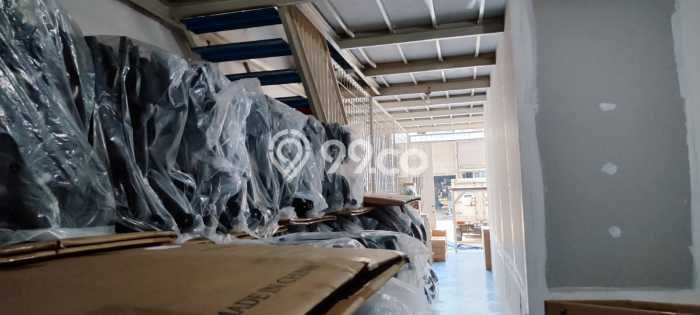 Gudang Bagus Dijual LB 90m2 Lokasi Strategis Jakarta Barat Area Cocok untuk Bisnis Gudang Bagus Dijual LB 90m2 Lokasi Strategis Jakarta Barat Area Cocok untuk Bisnis