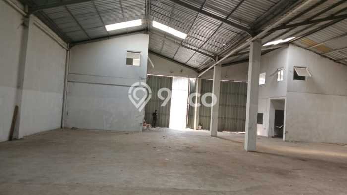 Disewakan Gudang di , Luas 500m2m², Lokasi Strategis, Ready Pakai Disewakan Gudang di , Luas 500m2m², Lokasi Strategis, Ready Pakai