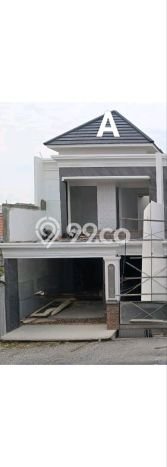 Rumah 3 KT 3 KM Semi Furnished di Lokasi Prestisius Sukolilo, Surabaya Rumah 3 KT 3 KM Semi Furnished di Lokasi Prestisius Sukolilo, Surabaya