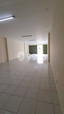 Ruko Disewakan Kawasan Klender, Luas 360m², Area Berkembang Ruko Disewakan Kawasan Klender, Luas 360m², Area Berkembang