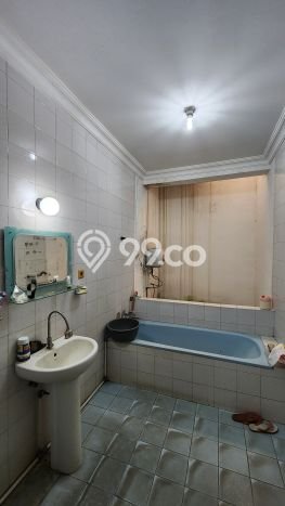 Rumah Elit Modern Siap Huni di Kayu Putih Jakarta Timur Rumah Elit Modern Siap Huni di Kayu Putih Jakarta Timur