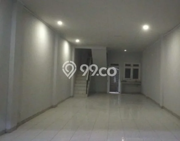 Ruko Lokasi Premium di Pondok Bambu, Luas 200m², Pusat Bisnis Ruko Lokasi Premium di Pondok Bambu, Luas 200m², Pusat Bisnis