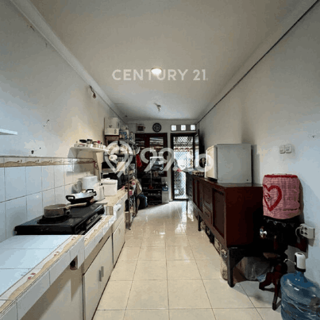 Hunian Mewah LB 200m2 Siap Pakai Desain Elegan di Pulomas, Jakarta Timur Hunian Mewah LB 200m2 Siap Pakai Desain Elegan di Pulomas, Jakarta Timur