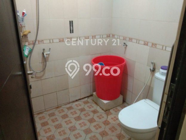 Rumah Mewah Siap Huni LT 239m2 di Matraman, Jakarta Timur Rumah Mewah Siap Huni LT 239m2 di Matraman, Jakarta Timur