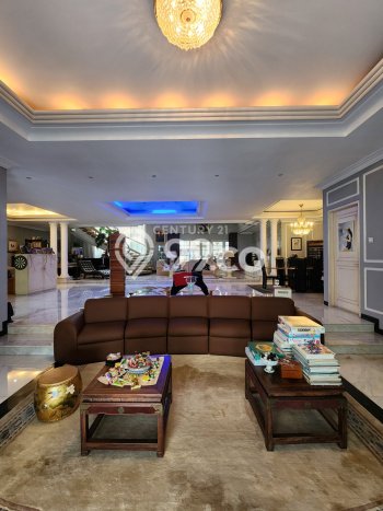 Ready to Use! Premium House LT 509m2 Desain Elegan di Setiabudi Ready to Use! Premium House LT 509m2 Desain Elegan di Setiabudi