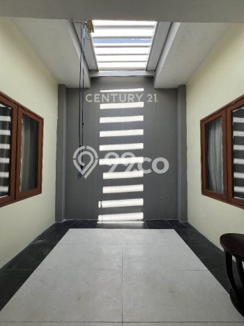 Rumah Disewakan Jakarta Timur LT 252m2 LB 142m2 Kawasan Pulomas Rumah Disewakan Jakarta Timur LT 252m2 LB 142m2 Kawasan Pulomas