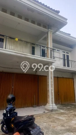 Ruko Lokasi Premium di Pondok Bambu, Luas 200m², Pusat Bisnis Ruko Lokasi Premium di Pondok Bambu, Luas 200m², Pusat Bisnis
