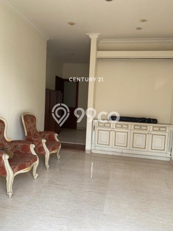 For Sale! Luxury House LT 240m2 Desain Modern di Pulomas For Sale! Luxury House LT 240m2 Desain Modern di Pulomas