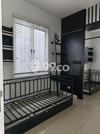 Rumah di BSD, 2 KM, Area Nyaman Rumah di BSD, 2 KM, Area Nyaman