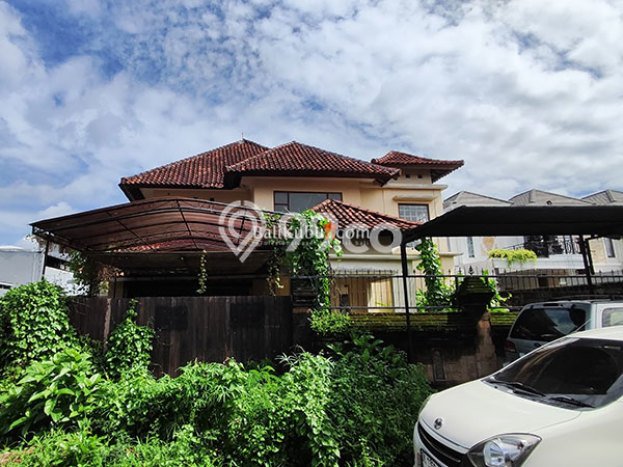 For Sale! Premium House LT 349m2 Desain Elegan di Ubung For Sale! Premium House LT 349m2 Desain Elegan di Ubung