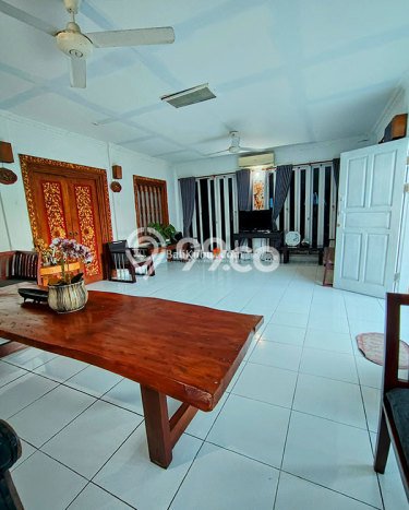 Ready to Use! Luxury House LT 325m2 Desain Modern di Renon Ready to Use! Luxury House LT 325m2 Desain Modern di Renon