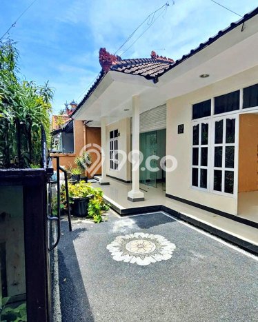 Rumah Sewa Denpasar LT 182m2 LB 150m2 Area Panjer Rumah Sewa Denpasar LT 182m2 LB 150m2 Area Panjer