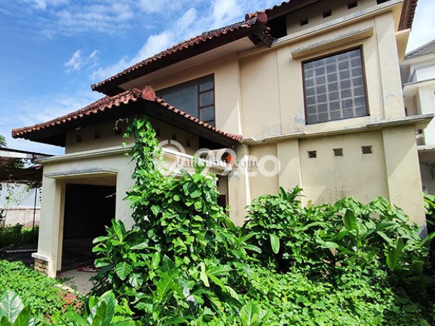 For Sale! Premium House LT 349m2 Desain Elegan di Ubung For Sale! Premium House LT 349m2 Desain Elegan di Ubung