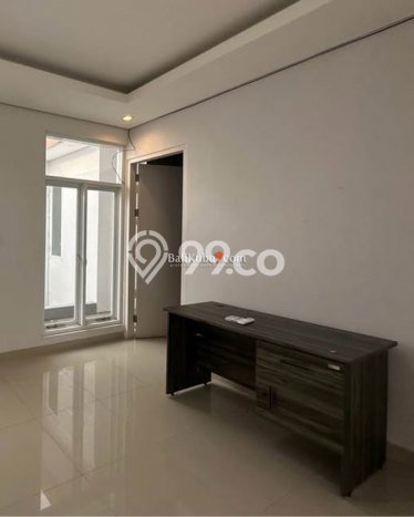 RARE UNIT! Rumah di Kerobokan Kelod, 3 KM, Pemandangan Kota, LT 100m² Bangunan 120m² RARE UNIT! Rumah di Kerobokan Kelod, 3 KM, Pemandangan Kota, LT 100m² Bangunan 120m²