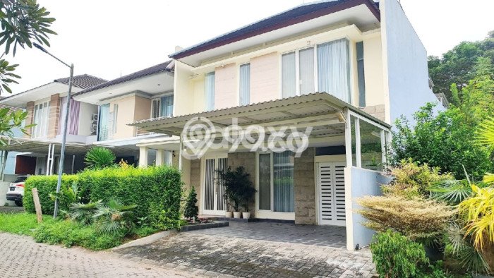 Hunian Mewah LB 360m2 Siap Huni Desain Elegan di Citraland, Surabaya Hunian Mewah LB 360m2 Siap Huni Desain Elegan di Citraland, Surabaya