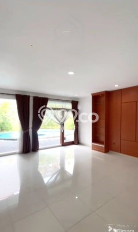 Dijual Rumah Mewah Elegan Dengan View Eksklusif di Pondok Indah, Jakarta Selatan Dijual Rumah Mewah Elegan Dengan View Eksklusif di Pondok Indah, Jakarta Selatan