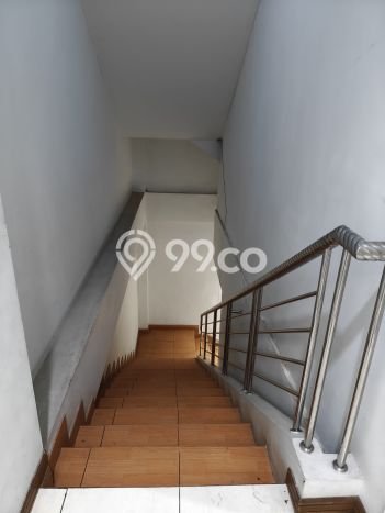 LOKASI PREMIUM! Ruko Kawasan Serpong, Luas 320m², Mainroad, Area Komersial LOKASI PREMIUM! Ruko Kawasan Serpong, Luas 320m², Mainroad, Area Komersial
