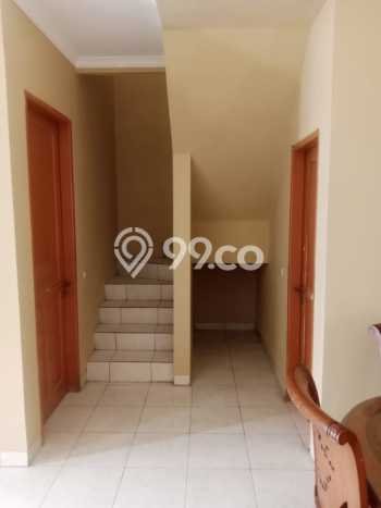 Disewakan! Rumah 3 Kamar Tidur &
2 Kamar Mandi di BSD Victoria Park Lane, Tangerang Disewakan! Rumah 3 Kamar Tidur &
2 Kamar Mandi di BSD Victoria Park Lane, Tangerang