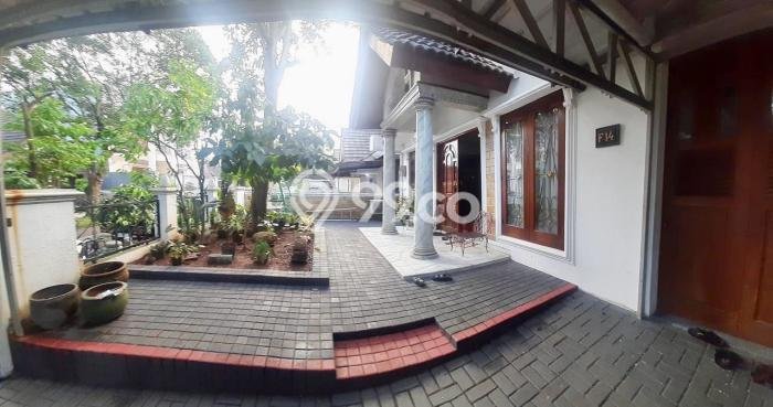 Rumah Luxury Modern Tanpa Renovasi di BSD Giri Loka Tangerang Rumah Luxury Modern Tanpa Renovasi di BSD Giri Loka Tangerang