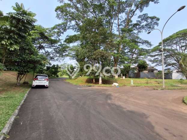 Tanah Dijual Area Strategis di BSD Telaga Golf Tangerang 1060m2 Tanah Dijual Area Strategis di BSD Telaga Golf Tangerang 1060m2