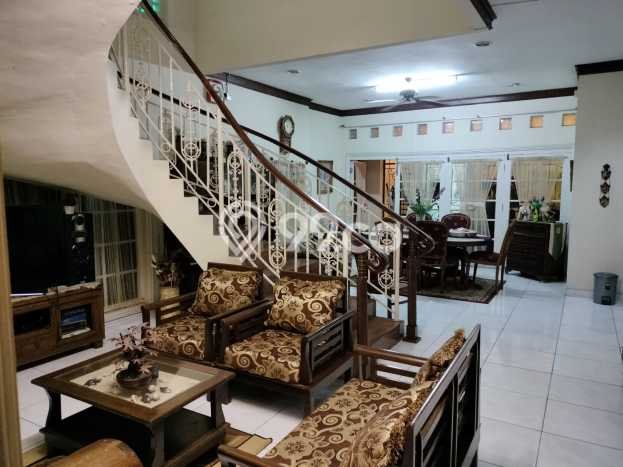 For Sale! Luxury House LT 368m2 Desain Elegan di Bintaro For Sale! Luxury House LT 368m2 Desain Elegan di Bintaro