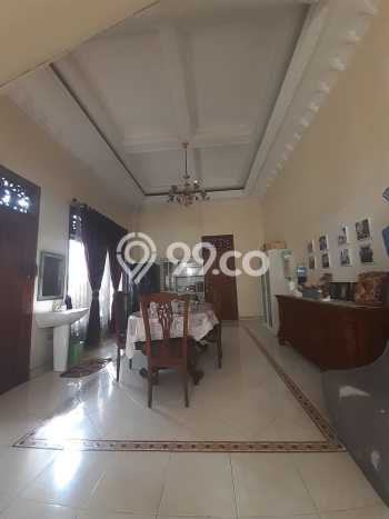 Siap Huni Rumah Mewah 6 Kamar di Karang Tengah Dekat ke Mana Pun Siap Huni Rumah Mewah 6 Kamar di Karang Tengah Dekat ke Mana Pun