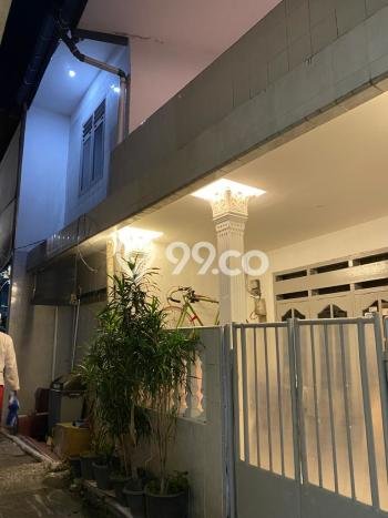 Dijual Rumah Strategis Bagus Punya 5 KT di Menteng Jakarta Pusat SHM Dijual Rumah Strategis Bagus Punya 5 KT di Menteng Jakarta Pusat SHM