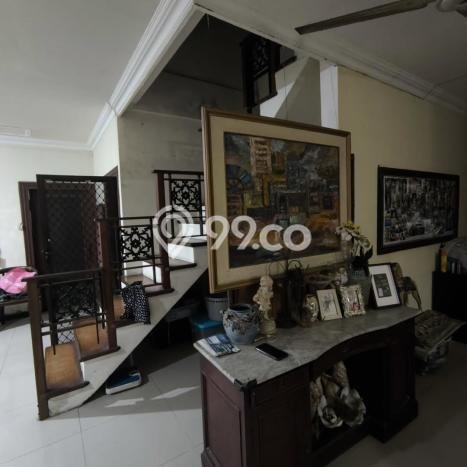 Siap Huni Rumah Mewah 5 Kamar di Rungkut Dekat ke Mana Pun Siap Huni Rumah Mewah 5 Kamar di Rungkut Dekat ke Mana Pun