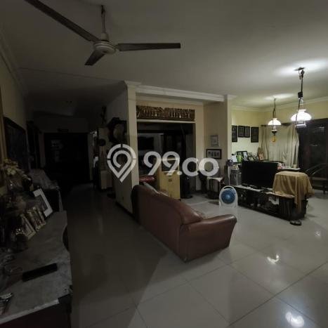 Siap Huni Rumah Mewah 5 Kamar di Rungkut Dekat ke Mana Pun Siap Huni Rumah Mewah 5 Kamar di Rungkut Dekat ke Mana Pun