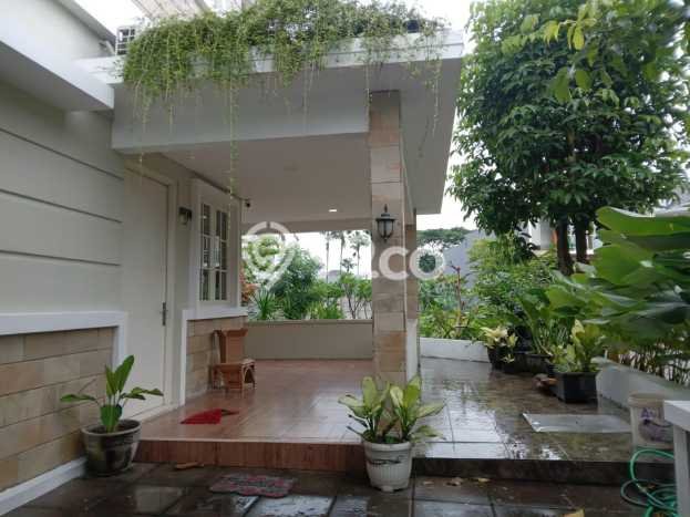 Rumah Mewah Siap Huni LT 218m2 di Wiyung, Surabaya Rumah Mewah Siap Huni LT 218m2 di Wiyung, Surabaya