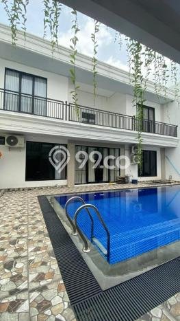 Ready to Use! Luxury House LT 482m2 Desain Elegan di Karangpilang Ready to Use! Luxury House LT 482m2 Desain Elegan di Karangpilang