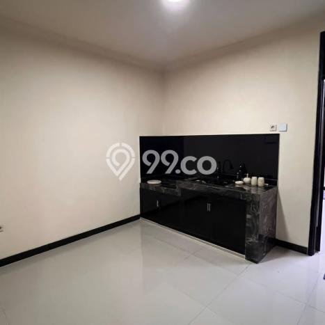 For Sale! Premium House LT 168m2 Desain Modern di Raya Darmo For Sale! Premium House LT 168m2 Desain Modern di Raya Darmo