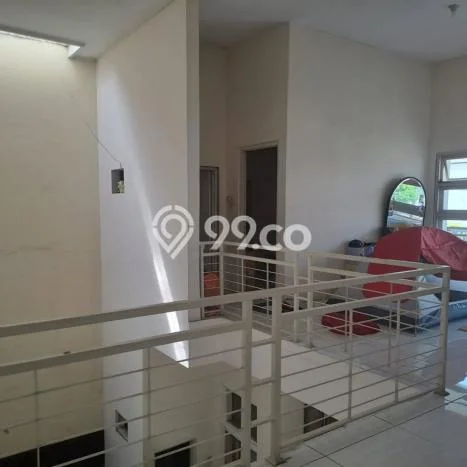 Dijual Hunian Rumah Nyaman 5 Kamar di Wonorejo, Surabaya Dijual Hunian Rumah Nyaman 5 Kamar di Wonorejo, Surabaya