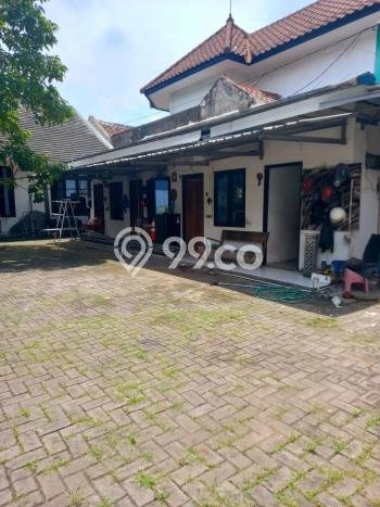 Rumah Elit Modern Tanpa Renovasi di Kebonsari Surabaya Rumah Elit Modern Tanpa Renovasi di Kebonsari Surabaya
