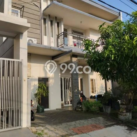 Dijual Hunian Rumah Nyaman 5 Kamar di Wonorejo, Surabaya Dijual Hunian Rumah Nyaman 5 Kamar di Wonorejo, Surabaya