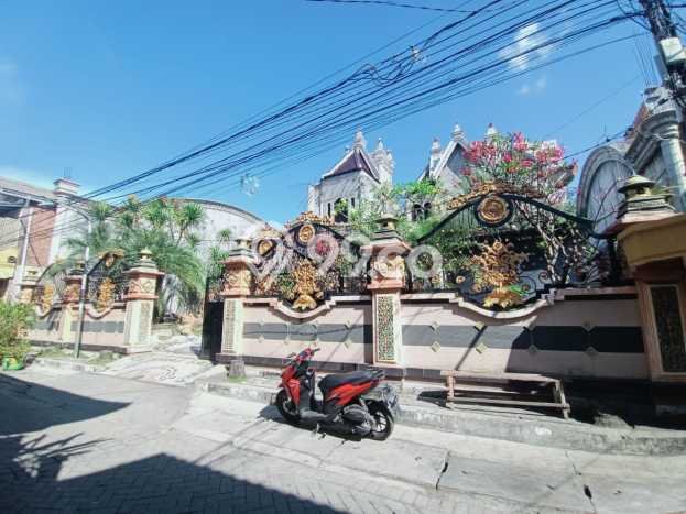 Hot Offer Hunian Mewah Ideal dan Luas di Dukuh Pakis, Surabaya Hot Offer Hunian Mewah Ideal dan Luas di Dukuh Pakis, Surabaya