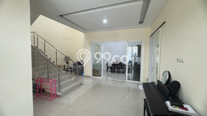 Dijual Cepat Rumah 5 KT 4 KM di Lokasi Strategis Mulyosari, Surabaya Dijual Cepat Rumah 5 KT 4 KM di Lokasi Strategis Mulyosari, Surabaya