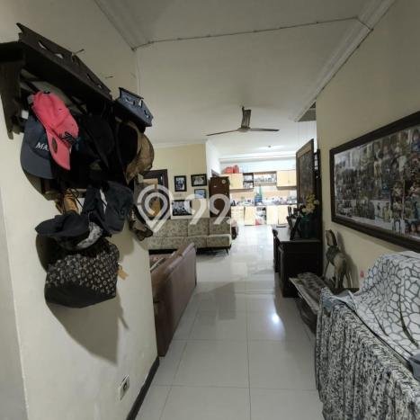 Siap Huni Rumah Mewah 5 Kamar di Rungkut Dekat ke Mana Pun Siap Huni Rumah Mewah 5 Kamar di Rungkut Dekat ke Mana Pun