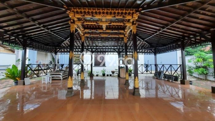 Rumah Terawat di Wonotunggal, Batang, Luas Tanah 742m2m², Luas Bangunan 800m2m² Rumah Terawat di Wonotunggal, Batang, Luas Tanah 742m2m², Luas Bangunan 800m2m²