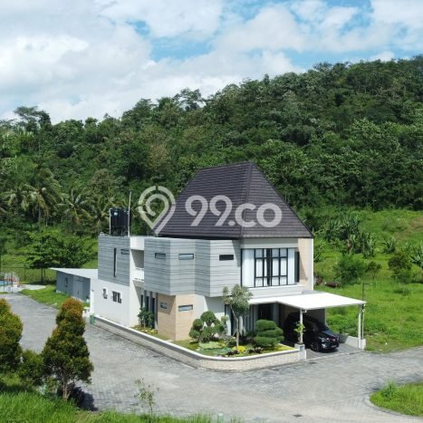 Rumah Strategis Minimalis Lb 120m2 di Banyumanik, Semarang Rumah Strategis Minimalis Lb 120m2 di Banyumanik, Semarang