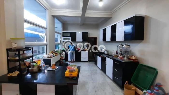 Rumah Terawat di Wonotunggal, Batang, Luas Tanah 742m2m², Luas Bangunan 800m2m² Rumah Terawat di Wonotunggal, Batang, Luas Tanah 742m2m², Luas Bangunan 800m2m²
