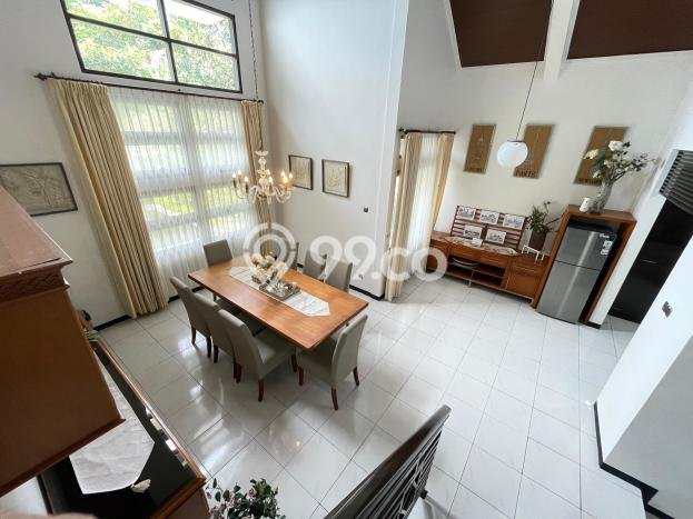 KESEMPATAN TERBAIK! Rumah area Ciumbuleuit, 5 KT, Siap Huni, Luas 530m² LB 350m² KESEMPATAN TERBAIK! Rumah area Ciumbuleuit, 5 KT, Siap Huni, Luas 530m² LB 350m²