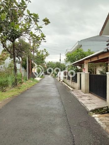 Rumah di Turangga, 4 KT, Design Modern, LT 200m² Bangunan 150m² Rumah di Turangga, 4 KT, Design Modern, LT 200m² Bangunan 150m²