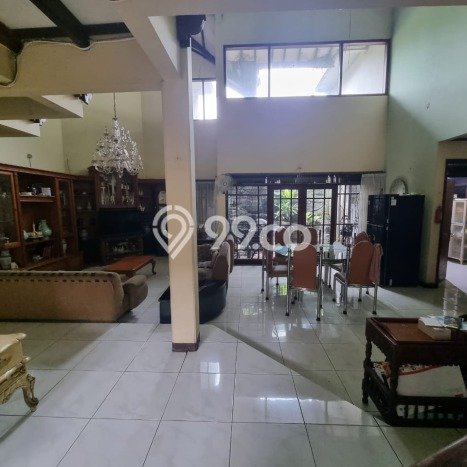Dijual Rumah Premium dengan Fasilitas Sekitar Lengkap di Kiaracondong, Bandung Dijual Rumah Premium dengan Fasilitas Sekitar Lengkap di Kiaracondong, Bandung