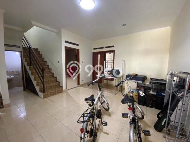 Lokasi terbaik! Rumah siap pakai disewakan di Antapani LB 120m2 Lokasi terbaik! Rumah siap pakai disewakan di Antapani LB 120m2