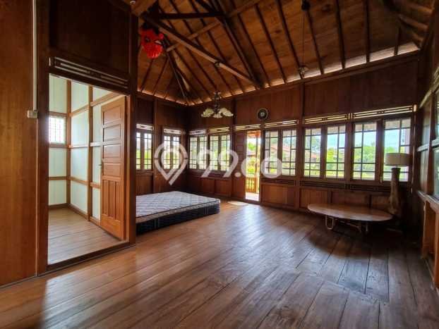 Rumah Mewah LB 120m2 Siap Pakai Desain Elegan di Pasteur, Bandung Rumah Mewah LB 120m2 Siap Pakai Desain Elegan di Pasteur, Bandung