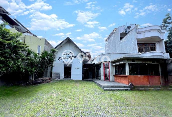 LOKASI PREMIUM! Komersial di Riau, Luas 350m², Area Komersial LOKASI PREMIUM! Komersial di Riau, Luas 350m², Area Komersial