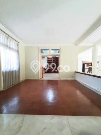 Rumah Luxury Modern Tanpa Renovasi di Lebak Bulus Jakarta Selatan Rumah Luxury Modern Tanpa Renovasi di Lebak Bulus Jakarta Selatan